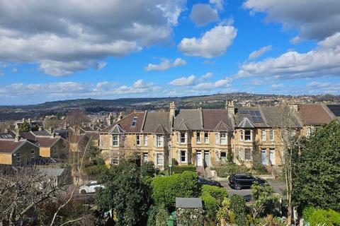 2 bedroom flat for sale, Devonshire Buildings, Bear Flat, Bath