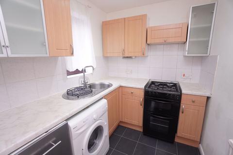 34 Cairnside, High Wycombe, HP13 7SB
