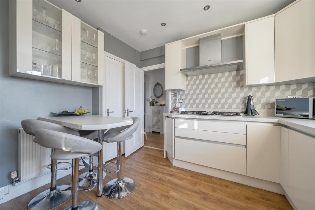 Kitchen: