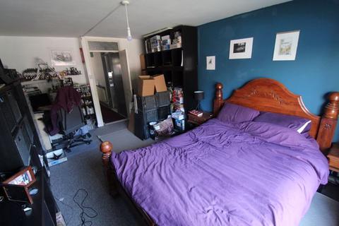 Studio for sale, Westward Gardens, Long Ashton