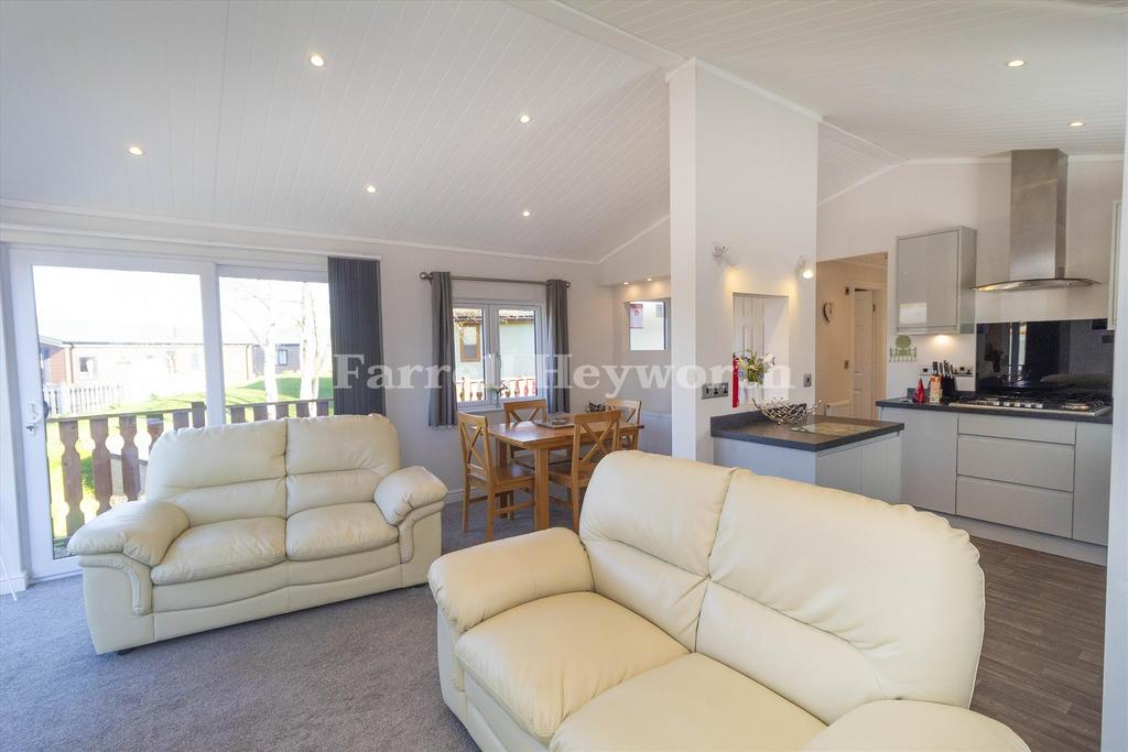 Open Plan Living 2