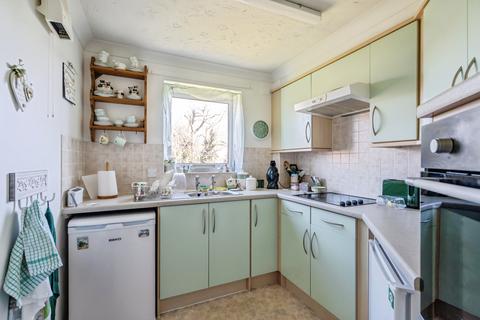 undefined, Byron Court (Chichester), Chichester PO19