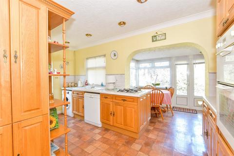 3 bedroom chalet for sale, Robins Drive, Bognor Regis, West Sussex
