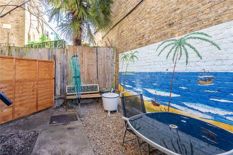 3 bedroom maisonette for sale, Herne Hill Road, London, SE24