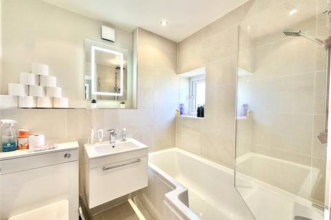 7 Ackers Barn Courtyard, Carrington, Manchester, M31 4AA