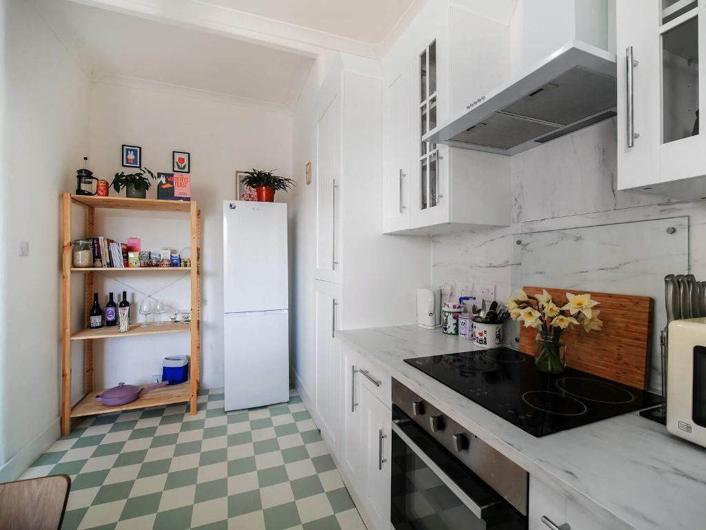 Breakfasting Kitchen