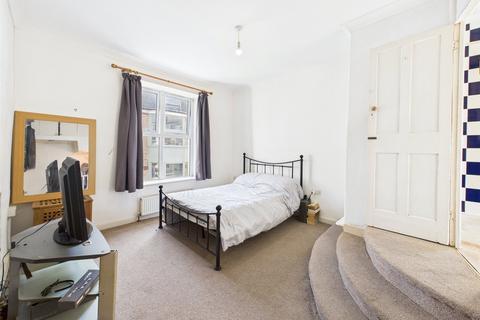 16 Regent Place, Ilfracombe, EX34 9AB