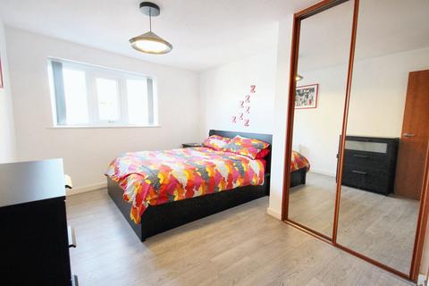 2 bedroom apartment to rent, Arundel Square, Maidstone ME15