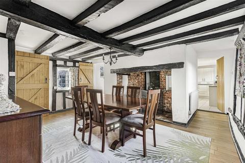 1 Burton End, West Wickham, Cambridge, CB21 4SD