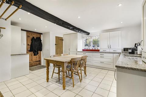 1 Burton End, West Wickham, Cambridge, CB21 4SD