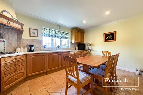 3 bedroom bungalow for sale, Christchurch Road, Ferndown BH22