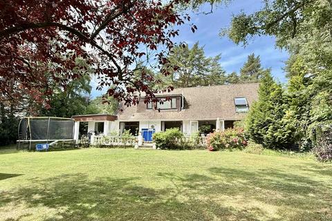 4 bedroom detached house for sale, Egmont Drive, Avon Castle, Ringwood, BH24 2BN