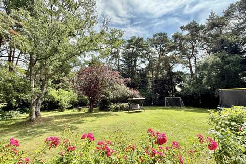 4 bedroom detached house for sale, Egmont Drive, Avon Castle, Ringwood, BH24 2BN