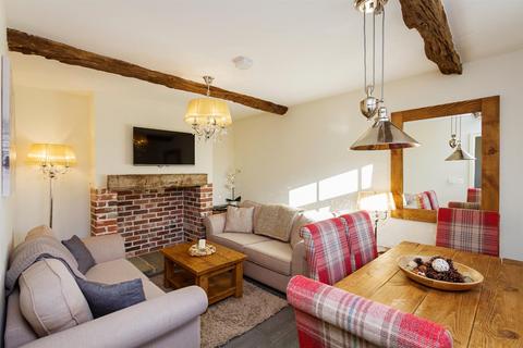 undefined, White Dove, Dove House Farm, Blythe Bridge Road, Caverswall, Stoke On Trent, Staffordshire, ST11