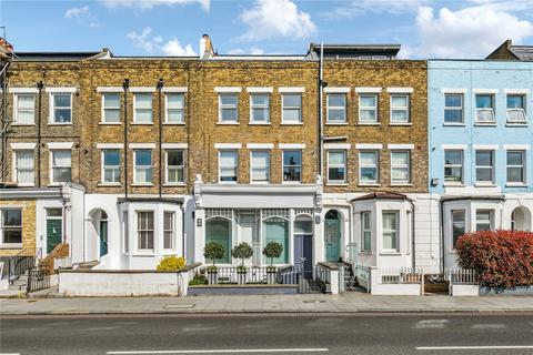 1 bedroom apartment to rent, Trinity Road, SW17