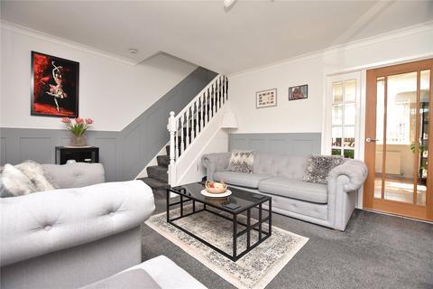 3 bedroom semi-detached house for sale, Croftside Close, Leeds