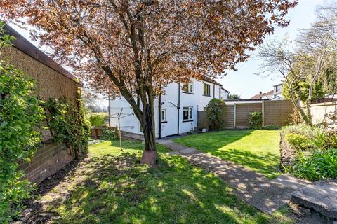 270 Broadway, Horsforth, Leeds, LS18 4EX