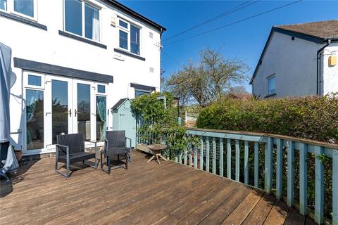 270 Broadway, Horsforth, Leeds, LS18 4EX