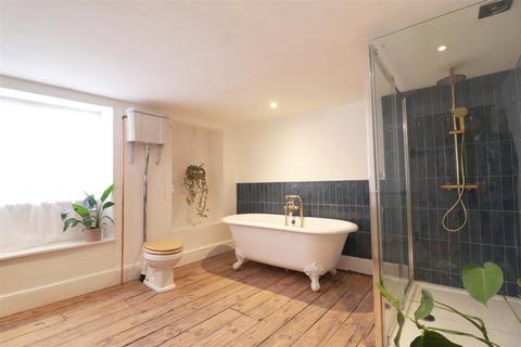 4 bedroom terraced house for sale, The Strand, Ilfracombe, Devon, EX34