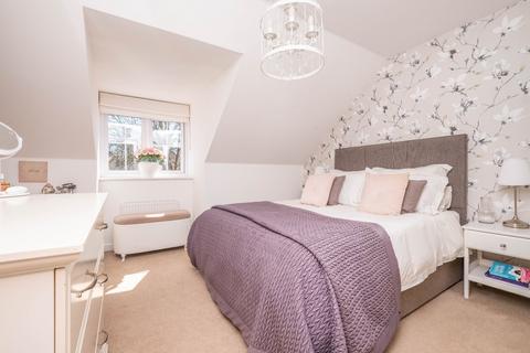 17 Metcalfe Avenue, Carshalton, SM5 4AW