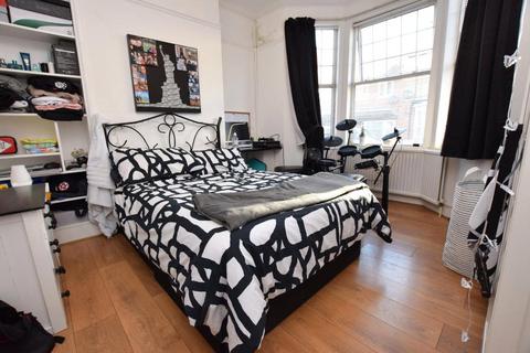 1 bedroom in a house share to rent, Southampton Road, Northamptonshire NN4