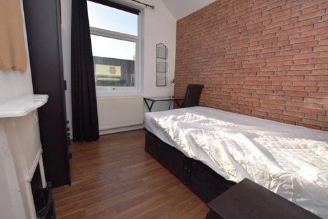 1 bedroom in a house share to rent, Southampton Road, Northamptonshire NN4
