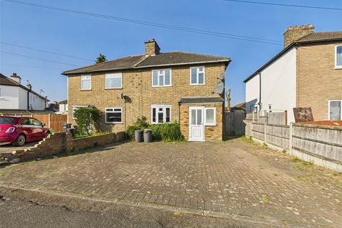 3 bedroom semi-detached house to rent - Jutsums Lane, Romford RM7