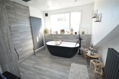 2 bedroom bungalow for sale, Renshaw Drive, Swadlincote DE11