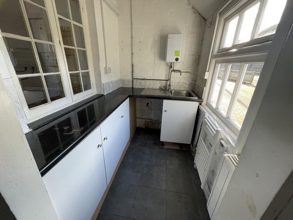 Kitchenette