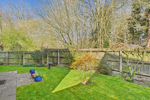 14 Badgers Brook, Leighton Buzzard, LU7 3HB