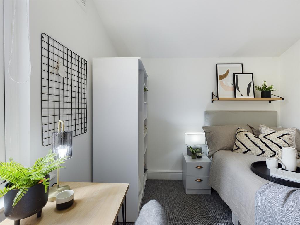 A stylish and well-decorated double bedroom, pe...