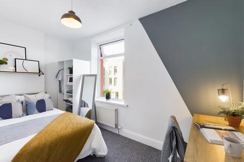 6 bedroom house to rent, Crofton Street, Manchester M14