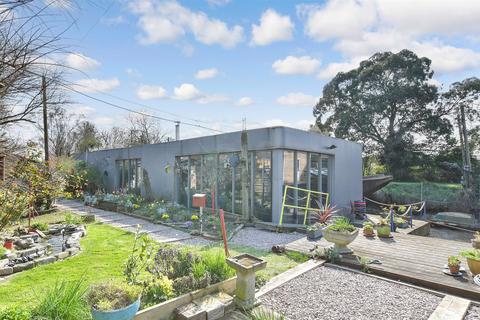 2 bedroom detached house for sale, Conyer Quay, Conyer, Sittingbourne, Kent