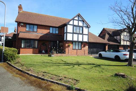 4 bedroom detached house for sale, Beach Drive, Penrhyn Bay, Llandudno