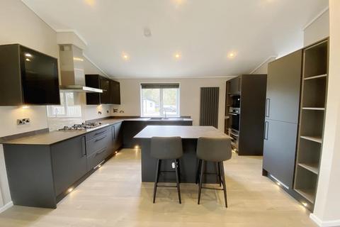 2 bedroom park home for sale, Fillybrook Fields, Matchams Lane, Hurn, Christchurch, Dorset