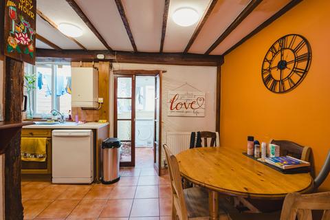 3 Kiddicott, Crediton, EX17 2AY