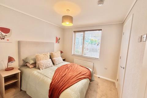 2 bedroom park home for sale, 18 Ladstone Park, Norland, Sowerby Bridge
