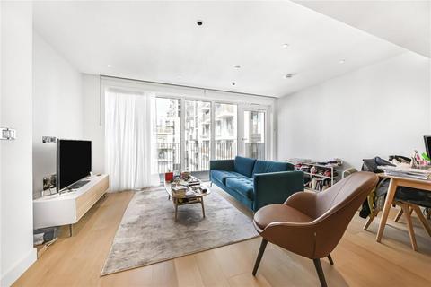 1 bedroom flat for sale, Lincoln Apartments, London W12