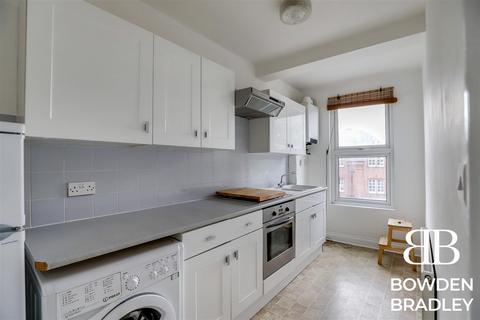 1 bedroom flat for sale, High Road, Leytonstone