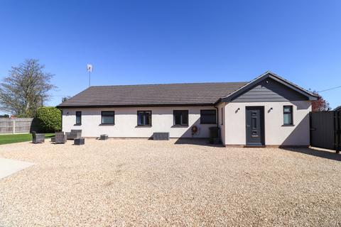 4 bedroom detached bungalow for sale, Wanton Lane, Terrington St. Clement, King's Lynn, Norfolk, PE34