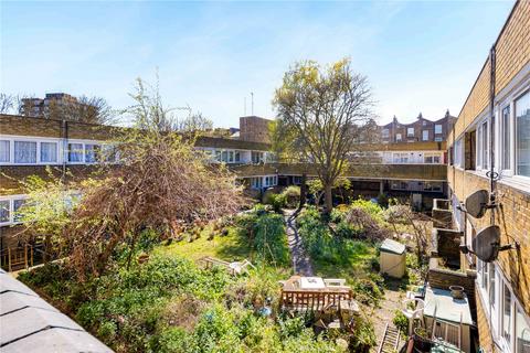 undefined, Arundel Grove, London, N16