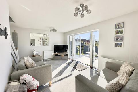 3 bedroom detached house for sale, Stonebridge Drive, Frome