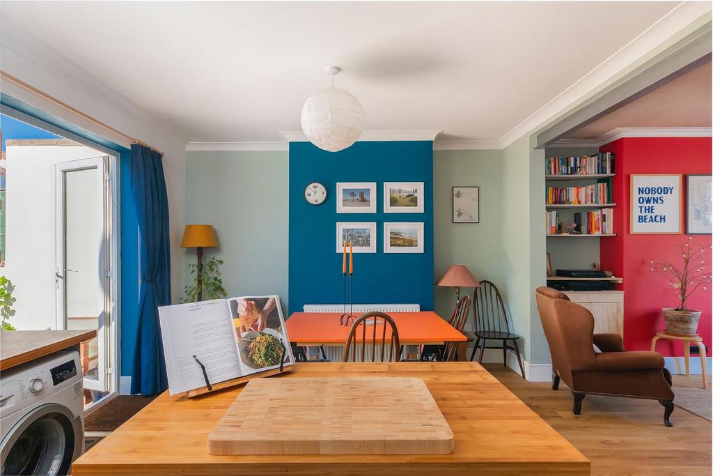 1 H9 SBH - Kitchen Diner G.jpg