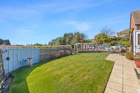 2 bedroom cottage for sale, Little Boundes Close, Bidborough, TN4