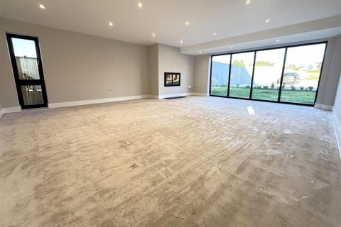 4 bedroom detached house for sale, Meadows Lane, Hose