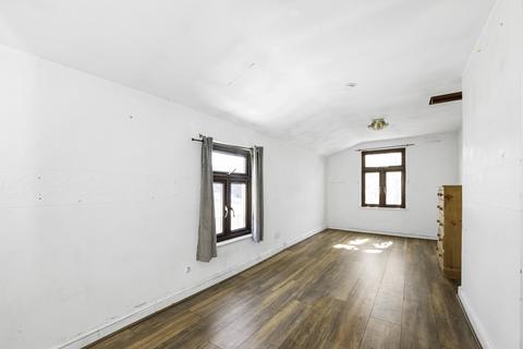 338 Woolwich Road, London, SE7 7AL