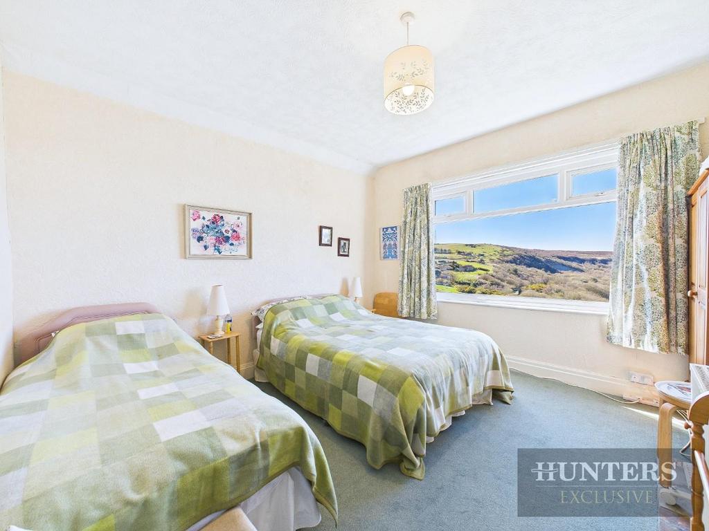 CAM05316 G0-PR0032-STILL001.jpg