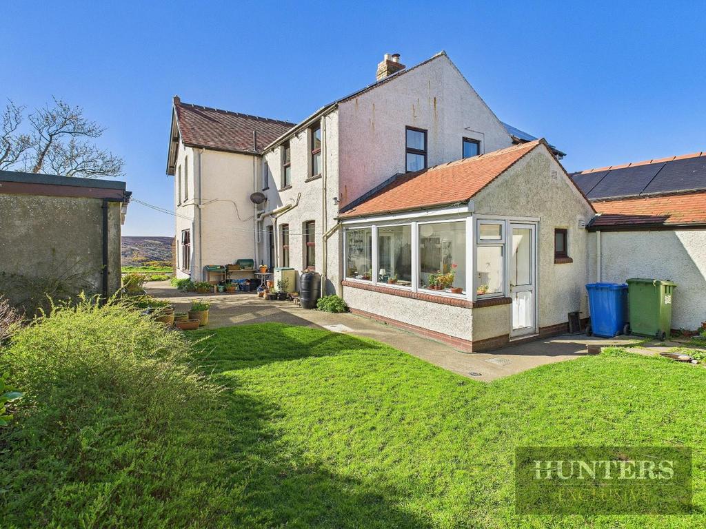 CAM05316 G0-PR0032-STILL032.jpg