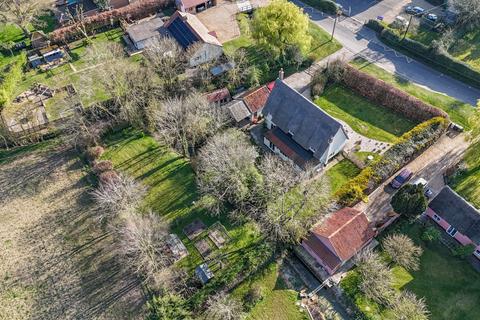 3 bedroom detached house for sale, School Road, Brisley