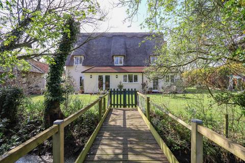 3 bedroom detached house for sale, School Road, Brisley